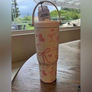 Hydrapeak Pink Ribbons Bows Artisan Collection Water Bottle Valentines Tumbler
